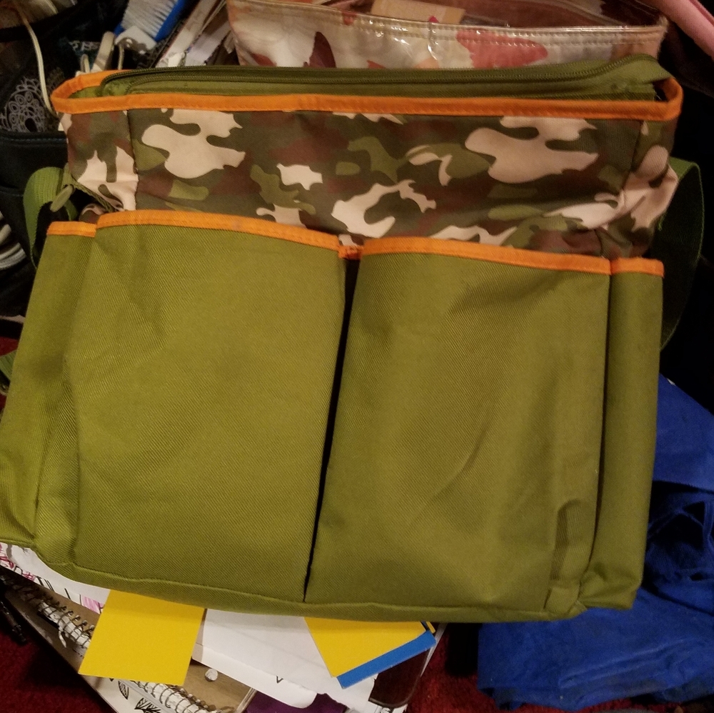 New diapers bag